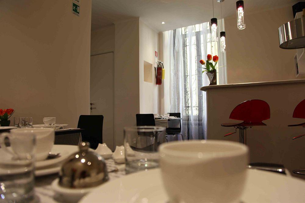Domus Via Veneto Acomodação com café da manhã Roma Exterior foto