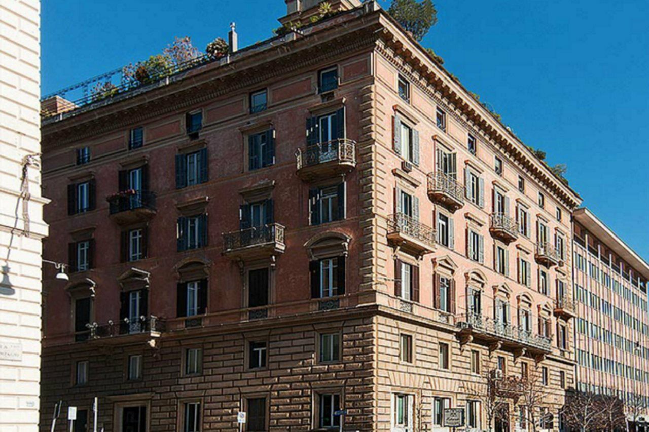 Domus Via Veneto Acomodação com café da manhã Roma Exterior foto